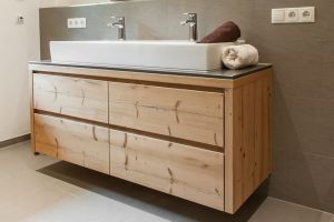 Waschbeckenunterschrank im Badezimmer von einer Möbelschreinerei bei Mannheim